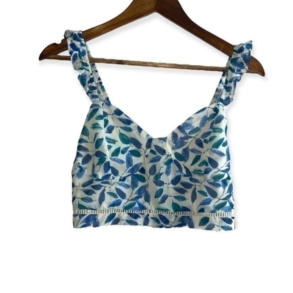 Kendall & Kylie NWT tropical leaf print ruffle cropped tank top SIZE MEDIUM